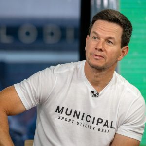 Mark Wahlberg Height – How He Measures Up in Hollywood