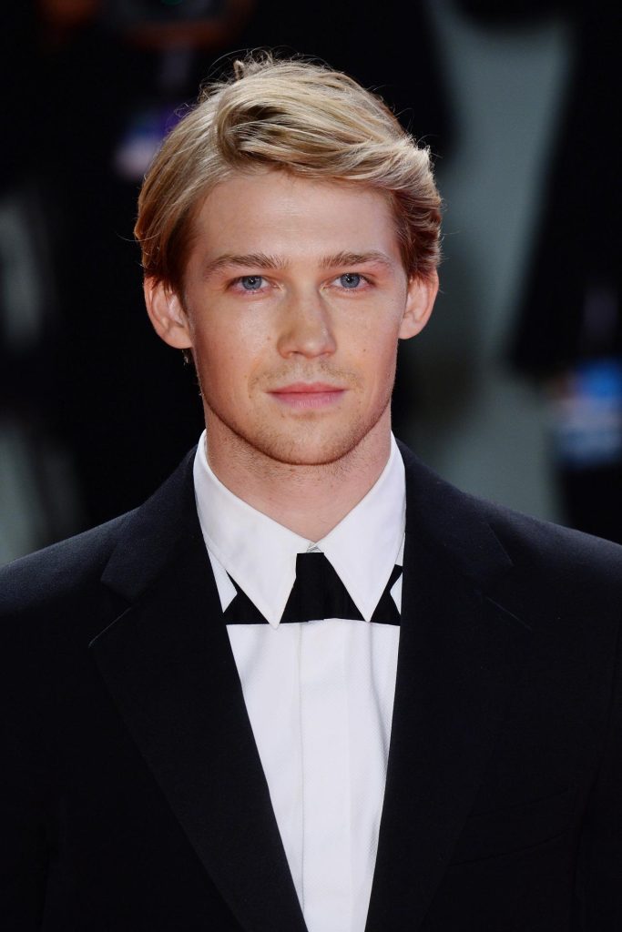 Joe Alwyn Height: What Is the True Measurement? - iEnglish Status