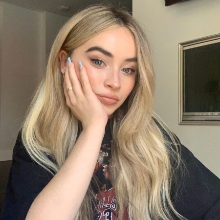 Sabrina Carpenter Sisters: Names, Ages & Careers! - iEnglish Status