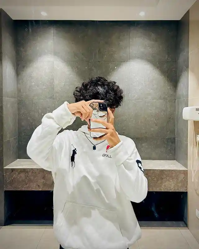 Cool Insta DP for Boys: Stand Out on Social Media!