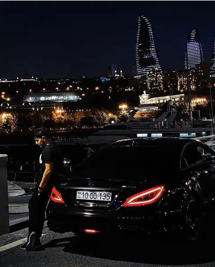 Cool Insta DP for Boys: Stand Out on Social Media!