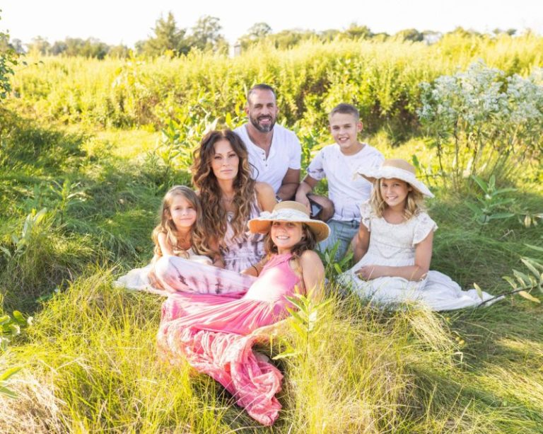 Tom Rizzo House Tom Rizzo Wife: Who Is the Woman Behind the Coach? - iEnglish Status