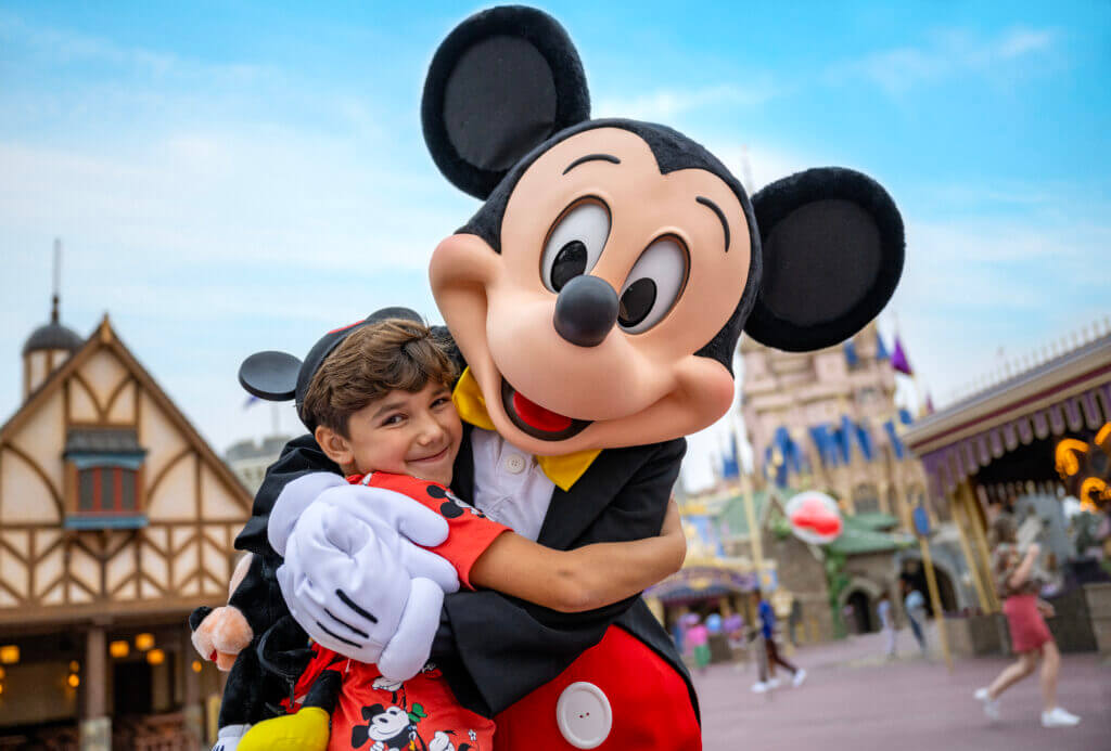 How to Become a Disney Travel Agent in 5 Easy Steps