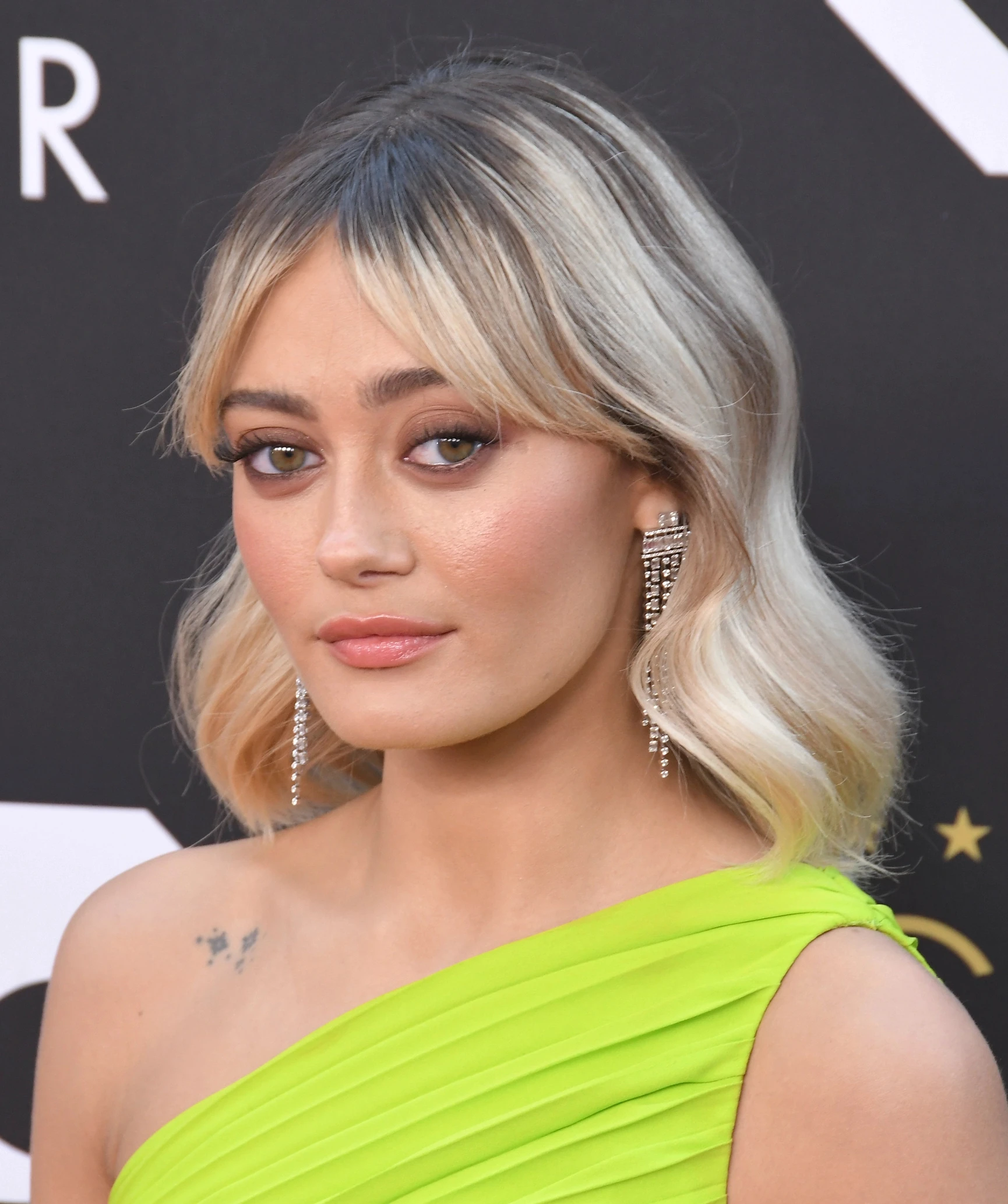 Ella Purnell Height in Feet & Inches (Exact Update)