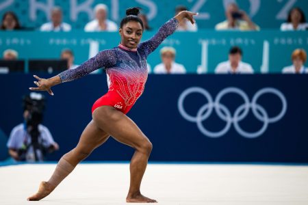 Simone Biles Height: The Truth Behind Her Size - iEnglish Status
